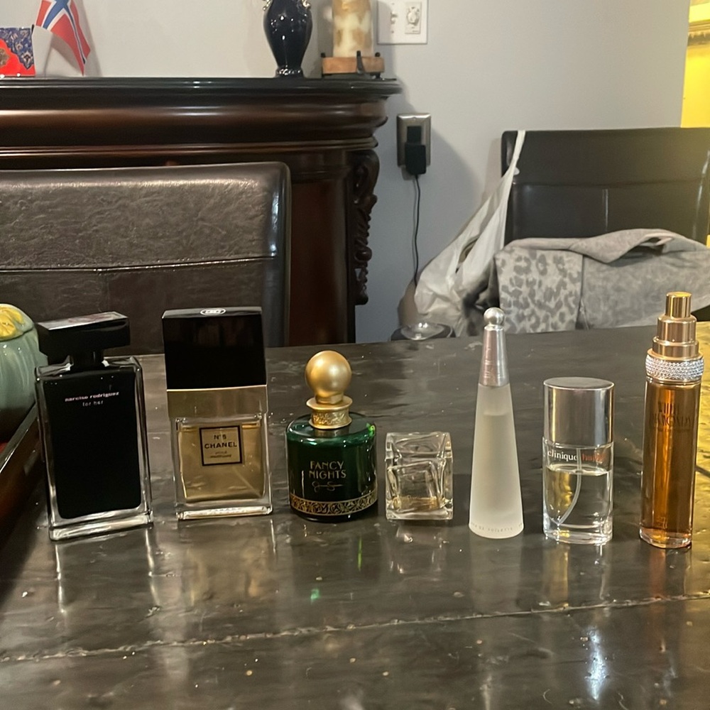Bundle of perfumes